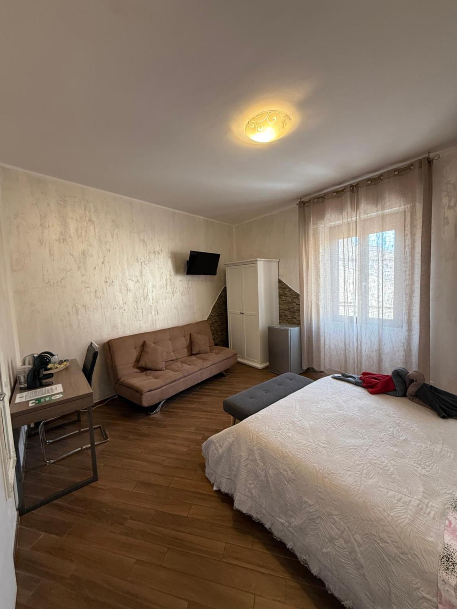 Acqua Azzurra Bed & Breakfast *